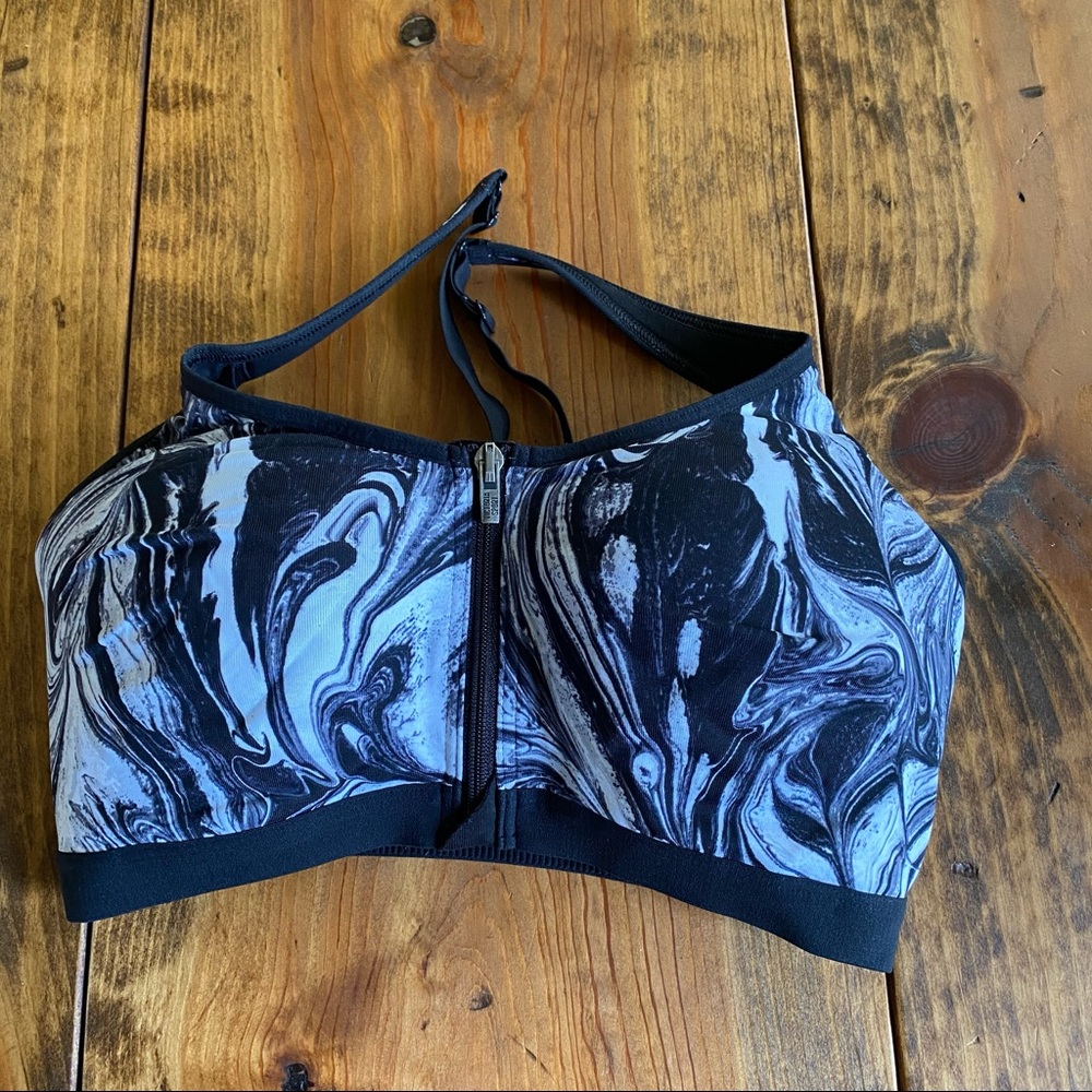Cute Victoria Sport Bra